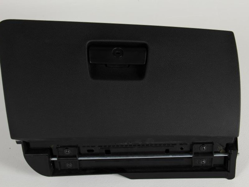 UINT10142 E90 E91 Black Glove Box (USED) BMW 51169110539 Turner