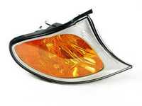 Front Right Turn Signal with Titanium Trim - E46 Sedan 2002-2005