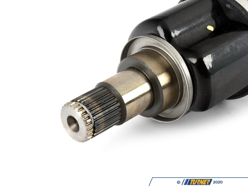 31608620613 OUTPUT SHAFT LEFT Turner Motorsport