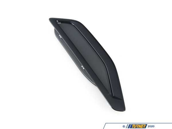 51137418177 - TRIM, AIR DUCT, SIDEWALL, LE | Turner Motorsport