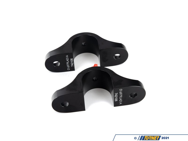 016979la09KT ECS Billet Front Sway Bar Brackets With Polyurethane