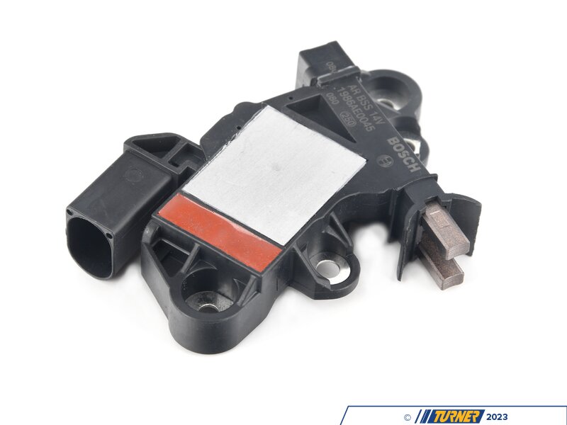 12317561939 OEM Bosch Voltage Regulator 180A E82/88, E9X, E60/61