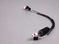 Genuine BMW Wires For Aux And Usb 385mm - E90,E92,E93