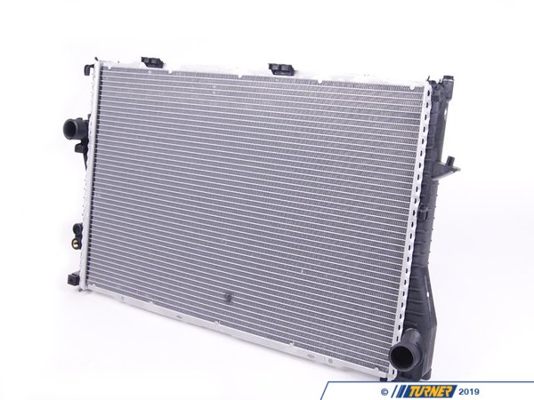 Car Cooling Radiator Assembly For 1997-1998 BMW 528i 540i 740i Aluminum Core