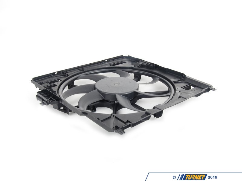 17428618240 Genuine BMW Electric Fan Assembly With Housing E70 X5