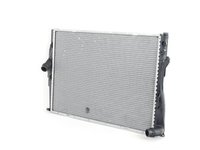 E82 128i, E9X 325i/xi 328i/xi Manual OEM Behr Radiator