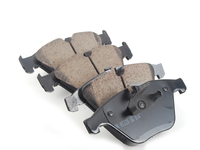Akebono Front And Rear Euro Ceramic Brake Pad Kit -- E9x 335