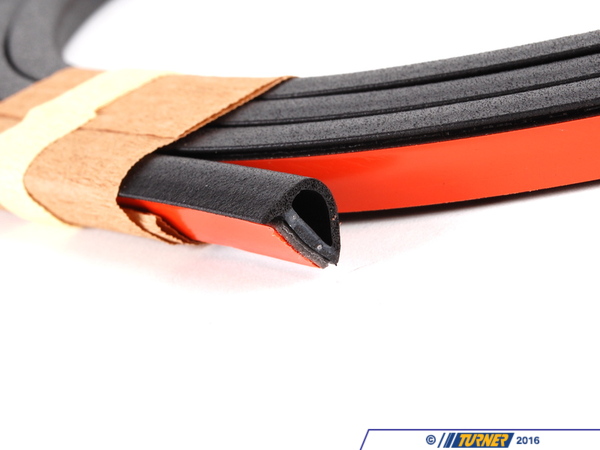 Bross Auto Parts BSR591 Sunroof Seal 54107245551 For BMW E38 E39