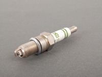 BOSCH Y6DC SPARK PLUG