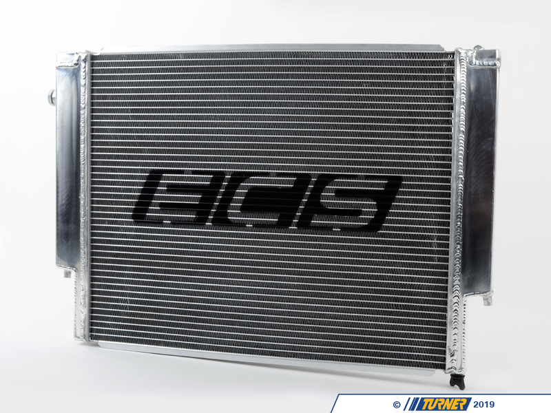 006084ECS01A Performance Aluminum Radiator Turner Motorsport