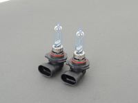 PIAA Xtreme White Plus 9005 High Beam Bulbs (set)