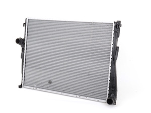 Radiator Behr 17111728908 for BMW E36 323i 323is 325i 325is 328i 328is M3 