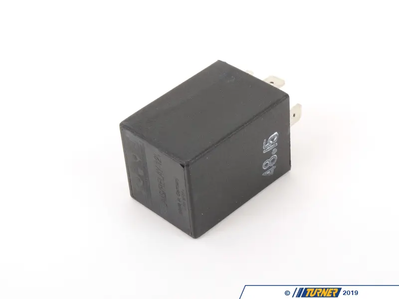 New Genuine Fuel Pump Relay 12631735424 for BMW
