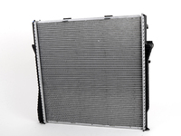 E53 X5 3.0i Automatic OEM Behr Radiator