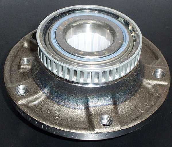 31222229501 E46 M3, Z4 M Front Wheel Bearing Hub Assembly Turner