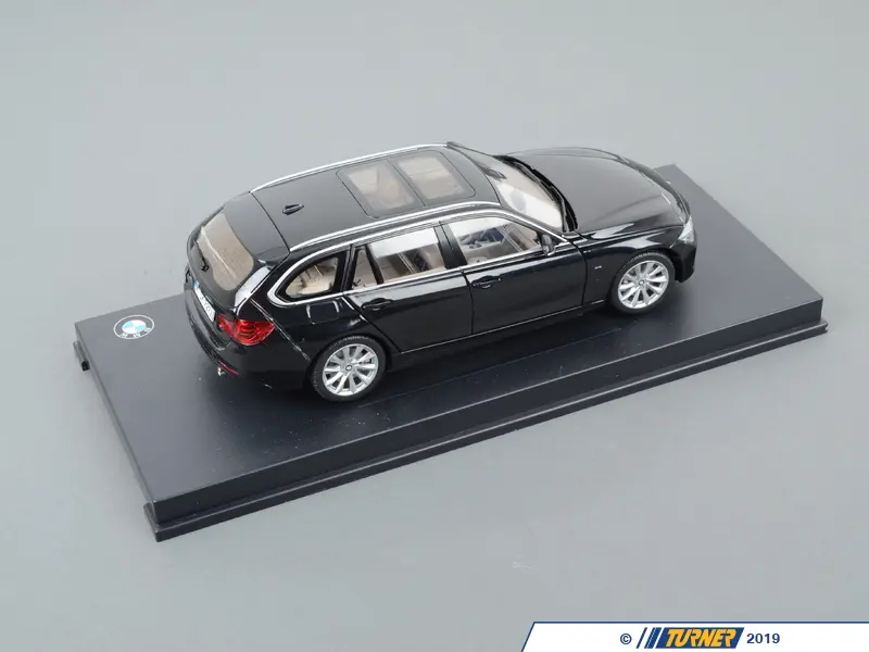 bmw 1 series scale model